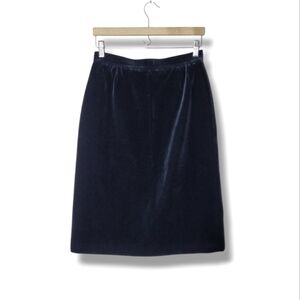 Phil Carry Vintage Black Velvet Skirt Size S Classic Quiet Luxury A-Line 90s